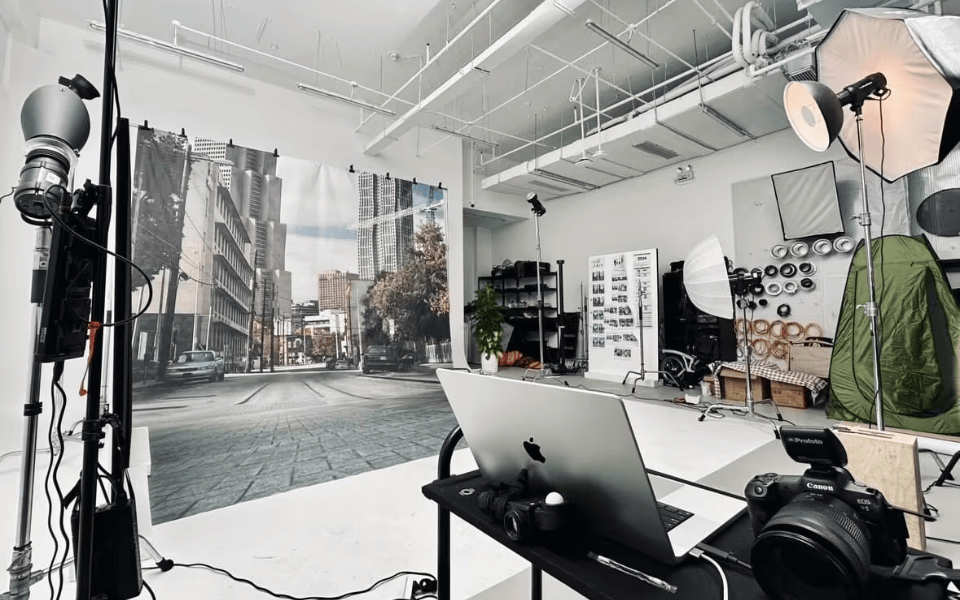 广告公司、公司环境、REDstudio